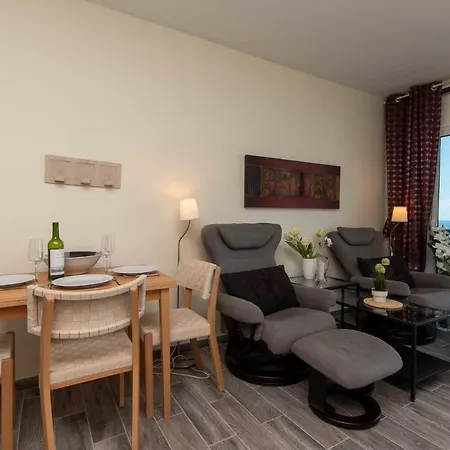 Comodoro 6 - One Bed *